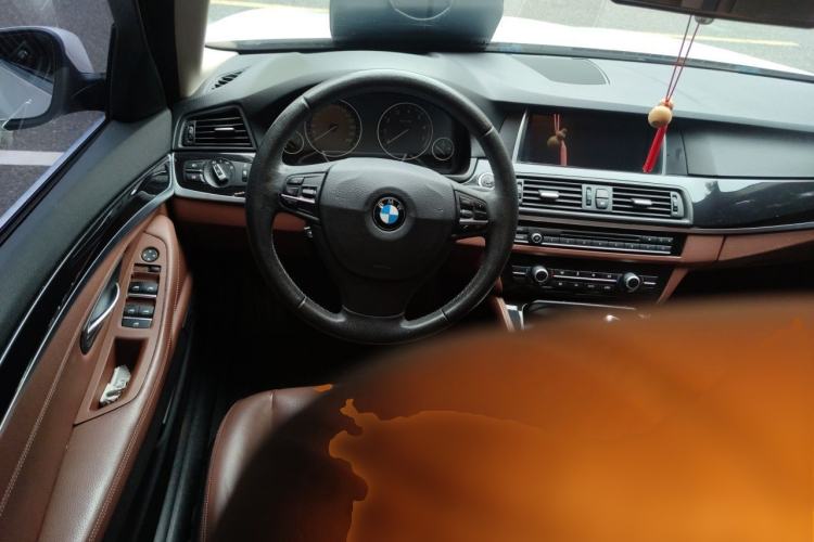 Used BMW 5 Series 2013 520i Elegant Edition Steering Wheel