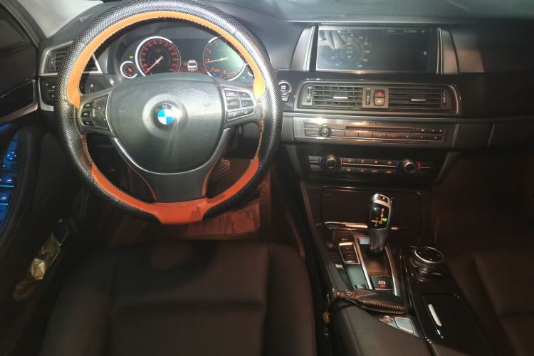 Used BMW 5 Series 2013 520Li Elegant Edition Steering Wheel