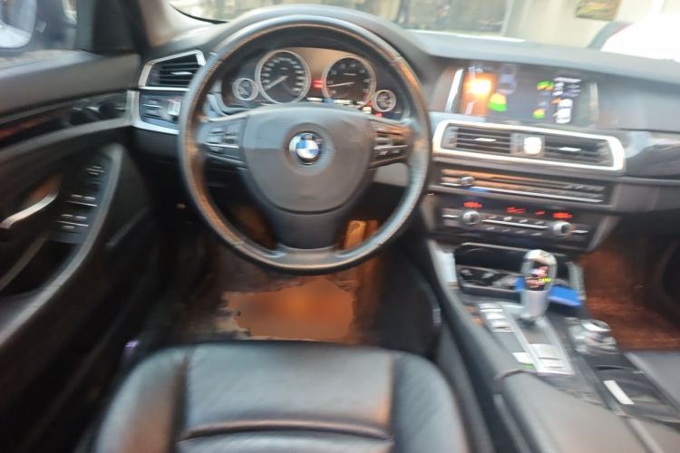 Used BMW 5 Series 2013 520Li Elegant Edition Steering Wheel