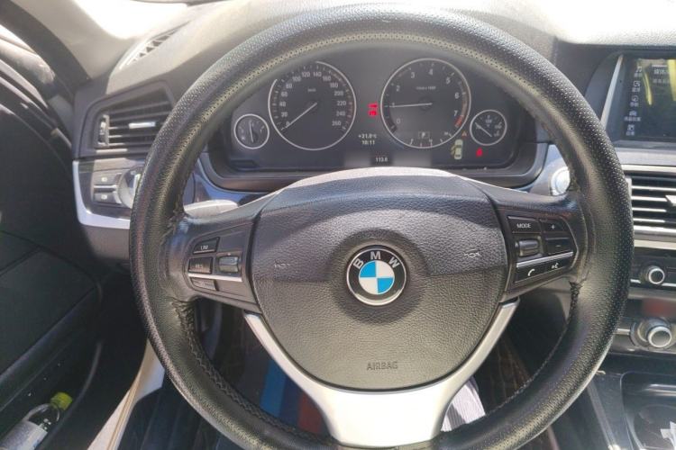 Used BMW 5 Series 2013 520Li Elegant Edition Steering Wheel