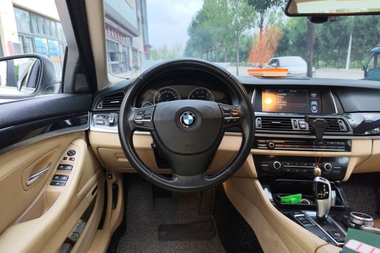 Used BMW 5 Series 2013 520Li Elegant Edition Steering Wheel