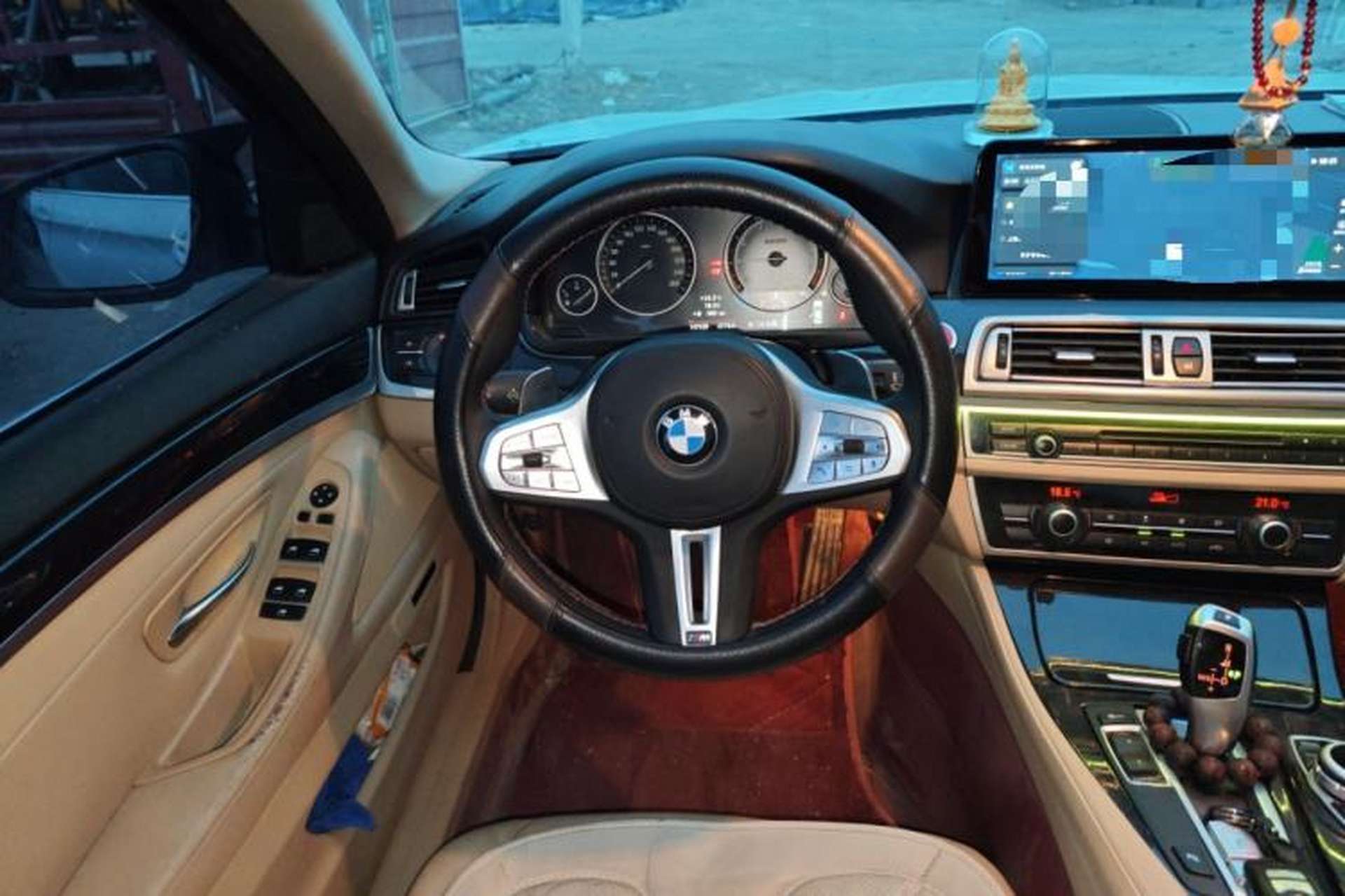Used BMW 5 Series 2013 520Li Elegant Edition Steering Wheel