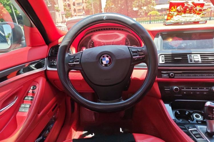 Used BMW 5 Series 2013 520Li Elegant Edition Steering Wheel