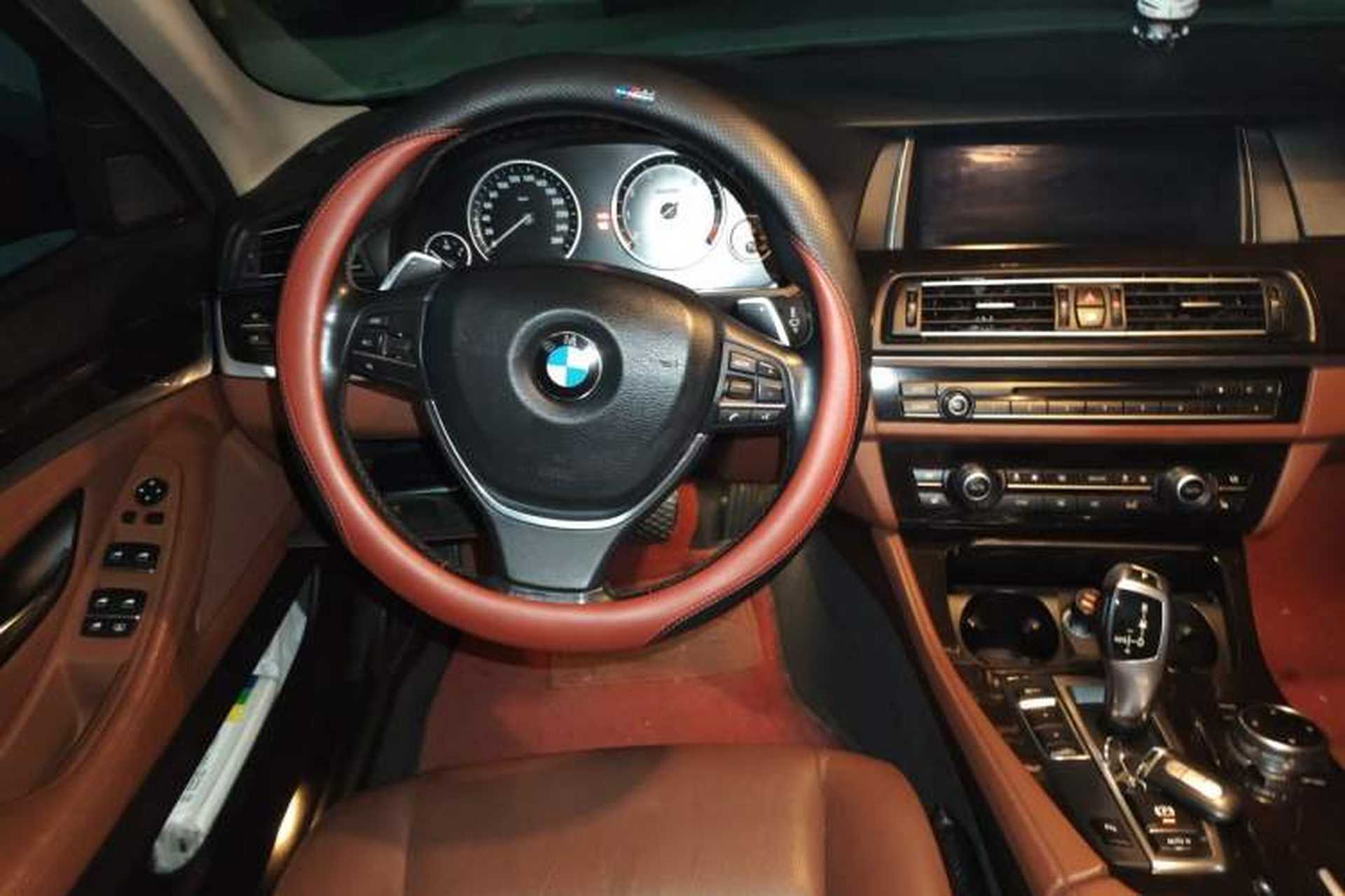 Used BMW 5 Series 2013 535Li Leading Model Steering Wheel