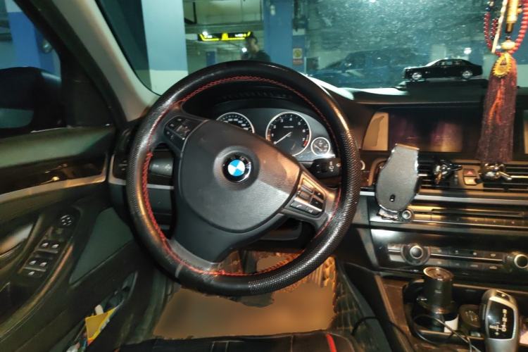 Used BMW 5 Series 2013 525Li Luxury Model Steering Wheel
