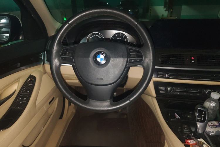 Used BMW 5 Series 2013 525Li Luxury Model Steering Wheel