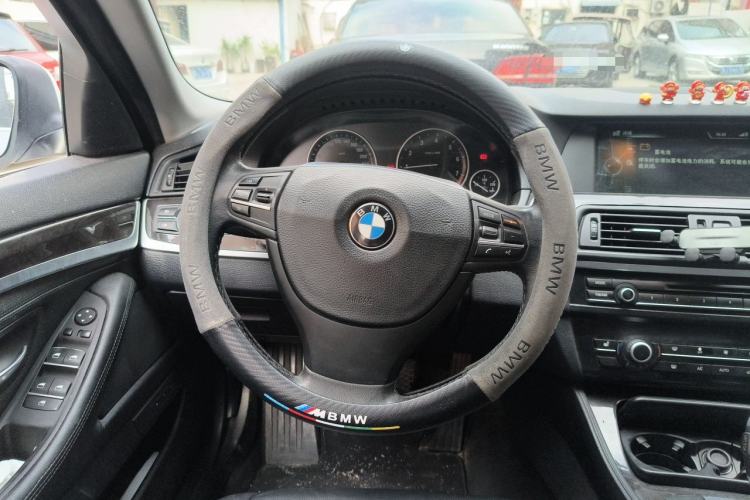 Used BMW 5 Series 2013 525Li Luxury Model Steering Wheel