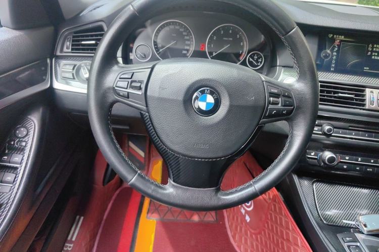 Used BMW 5 Series 2013 525Li Luxury Model Steering Wheel