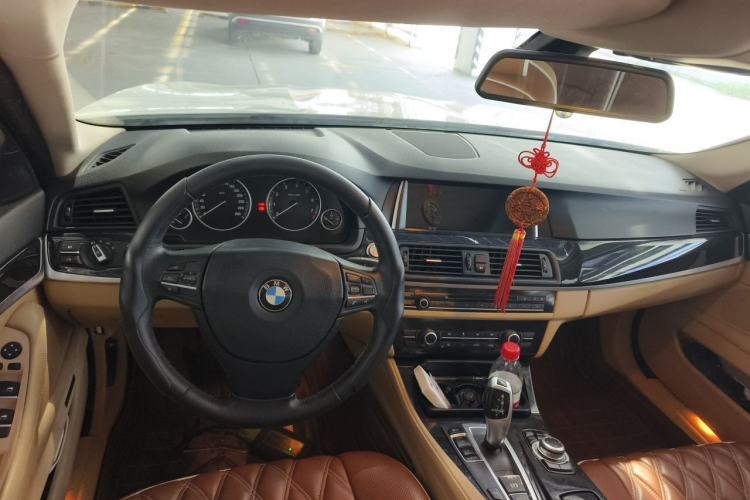 Used BMW 5 Series 2013 520i Elegant Edition Steering Wheel