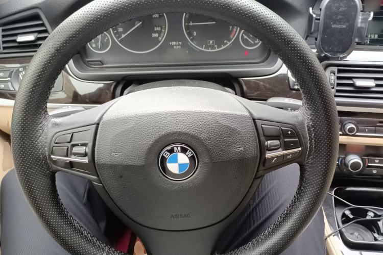Used BMW 5 Series 2013 525Li Luxury Model Steering Wheel
