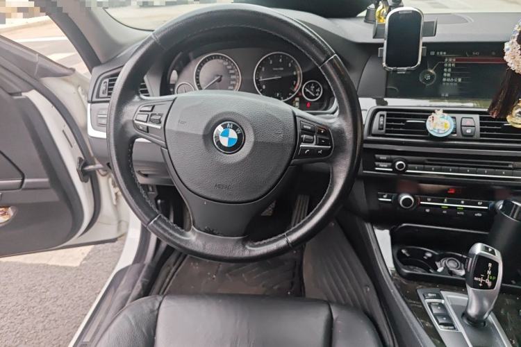 Used BMW 5 Series 2013 525Li Luxury Model Steering Wheel