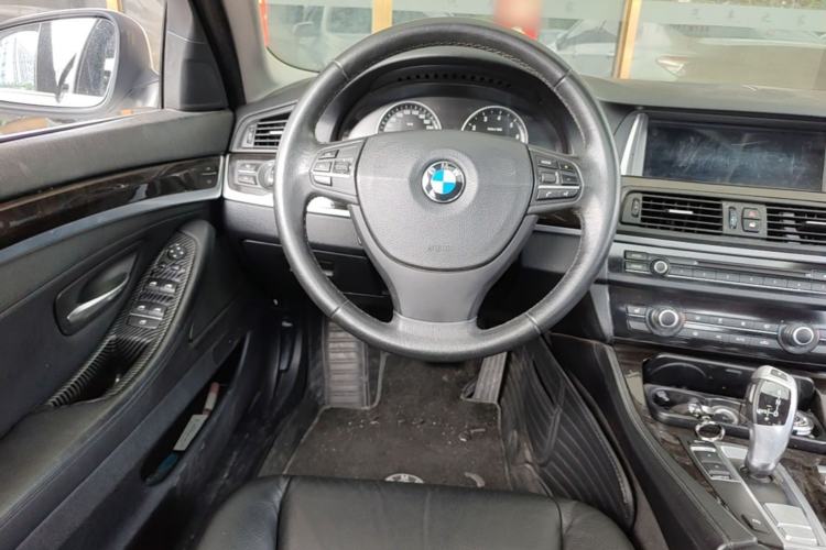 Used BMW 5 Series 2013 525Li Leading Model Steering Wheel