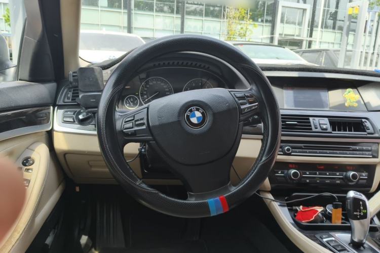 Used BMW 5 Series 2013 525Li Leading Model Steering Wheel