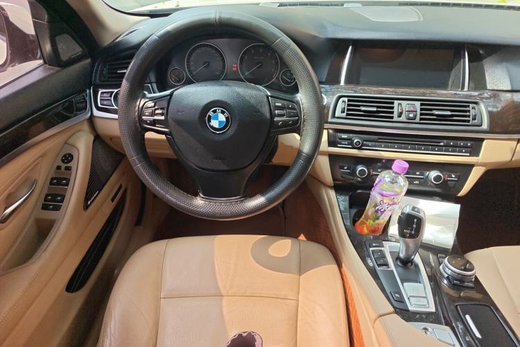 Used BMW 5 Series 2013 525Li Leading Model Steering Wheel