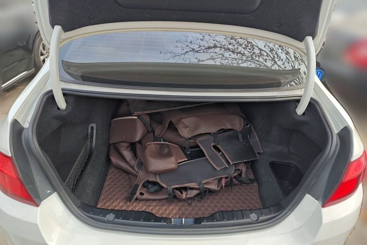 Used BMW 5 Series 2013 525Li Luxury Model Trunk