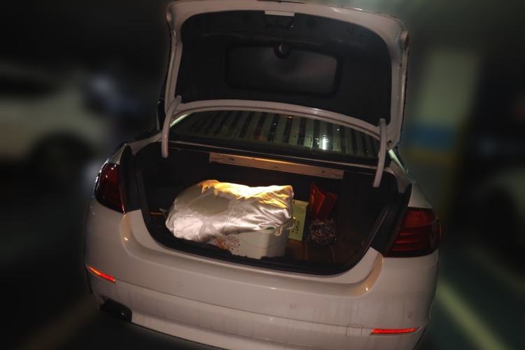 Used BMW 5 Series 2013 525Li Luxury Model Trunk