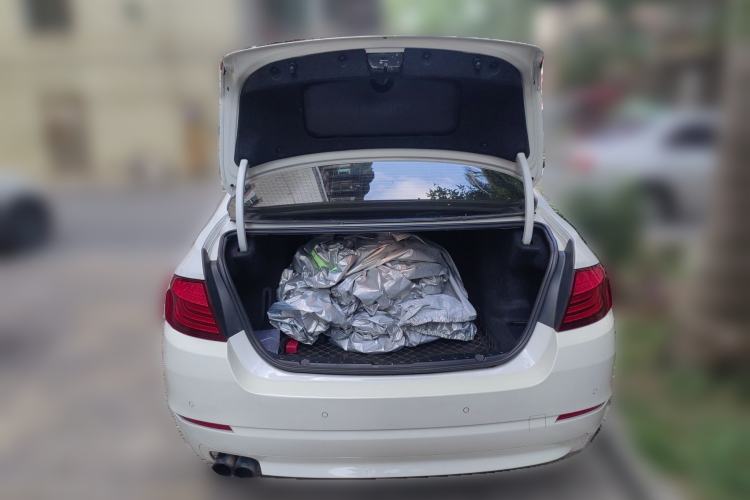 Used BMW 5 Series 2013 525Li Leading Model Trunk