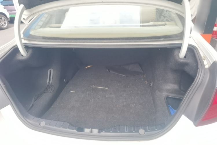 Used BMW 5 Series 2013 535Li Leading Model Trunk