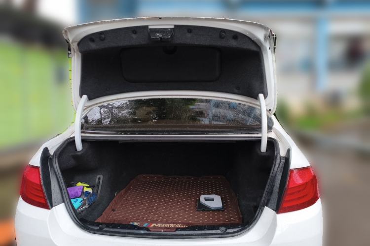 Used BMW 5 Series 2013 520Li Elegant Edition Trunk