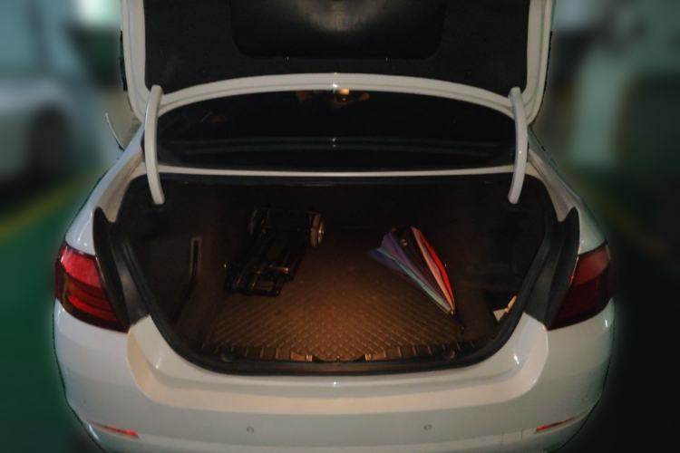 Used BMW 5 Series 2013 525Li Luxury Model Trunk