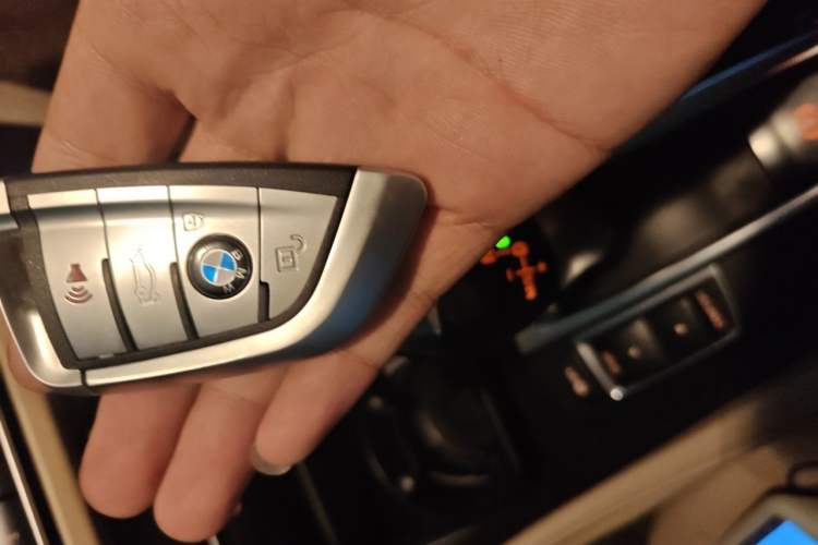Used BMW 5 Series 2013 525Li Luxury Model Vehicle Key