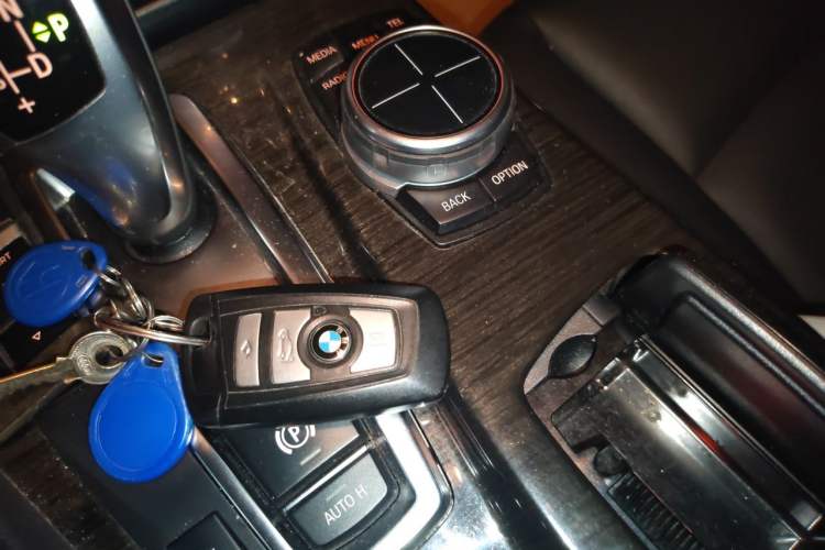 Used BMW 5 Series 2013 530Li Leading Model Vehicle Key