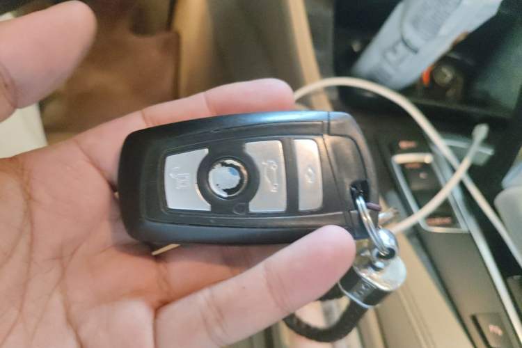 Used BMW 5 Series 2013 535Li Luxury Model Vehicle Key