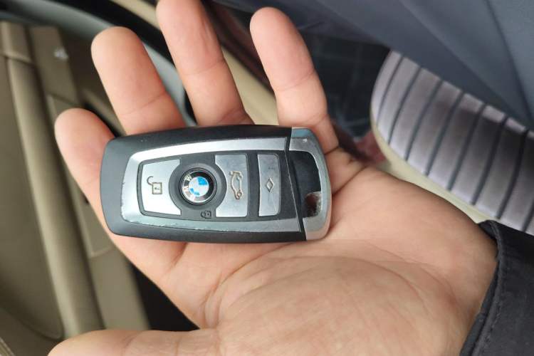 Used BMW 5 Series 2013 525Li Leading Model Vehicle Key
