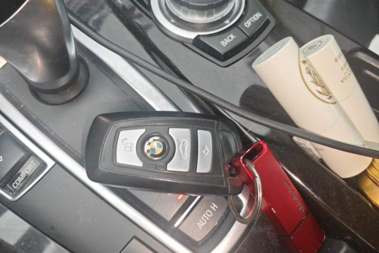Used BMW 5 Series 2013 525Li Leading Model Vehicle Key