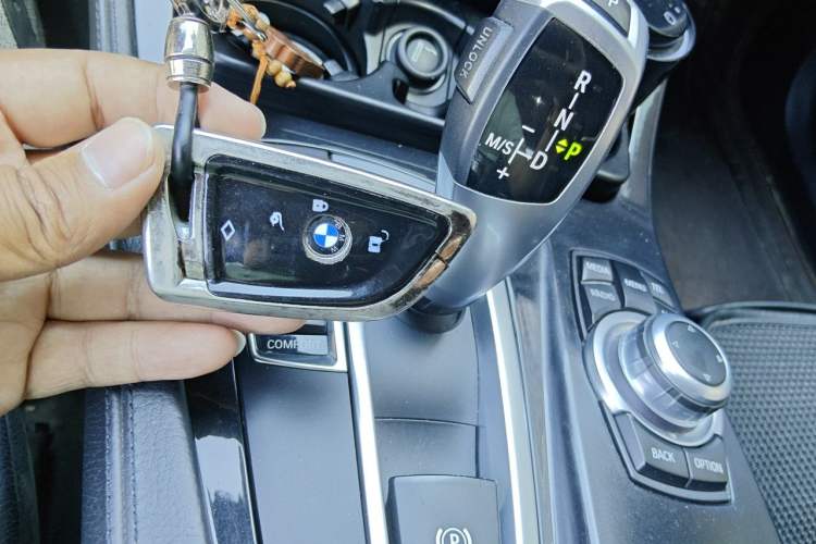 Used BMW 5 Series 2013 520Li Elegant Edition Vehicle Key
