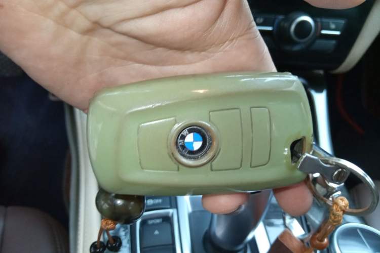 Used BMW 5 Series 2013 530Li Leading Model Vehicle Key