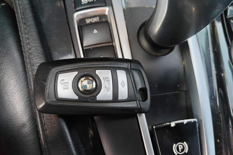 Used BMW 5 Series 2013 520Li Elegant Edition Vehicle Key