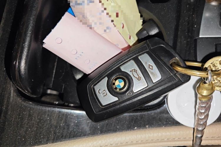 Used BMW 5 Series 2013 530Li Leading Model Vehicle Key