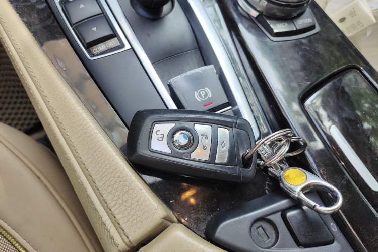 Used BMW 5 Series 2013 525Li Luxury Model Vehicle Key