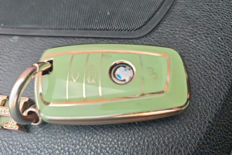 Used BMW 5 Series 2013 530Li Leading Model Vehicle Key