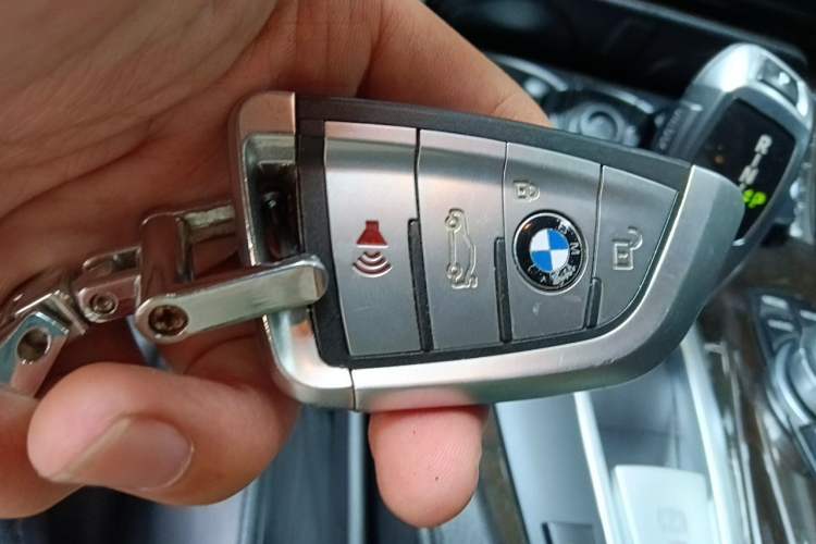 Used BMW 5 Series 2013 525Li Leading Model Vehicle Key