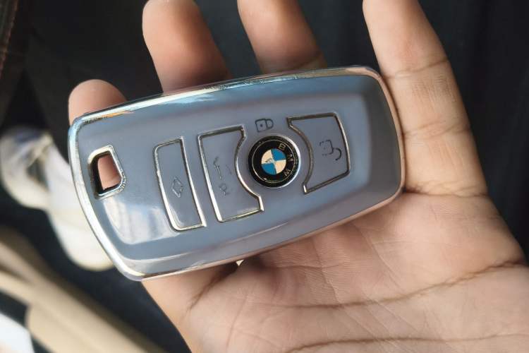 Used BMW 5 Series 2013 525Li Luxury Model Vehicle Key