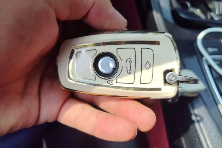 Used BMW 5 Series 2013 525Li Luxury Model Vehicle Key