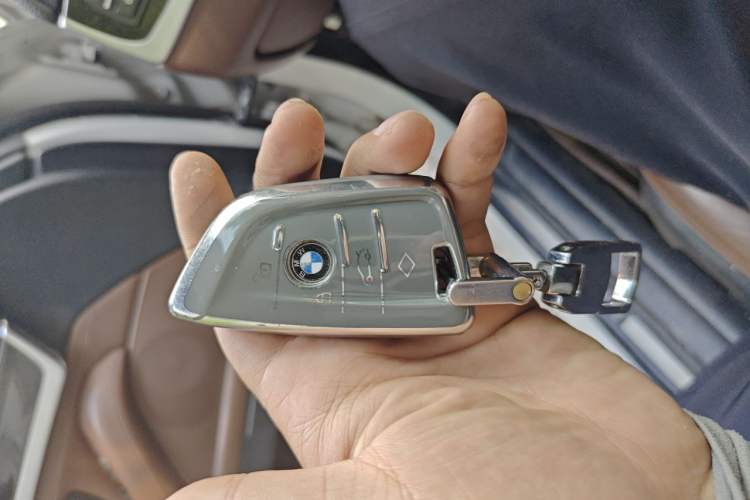 Used BMW 5 Series 2013 525Li Leading Model Vehicle Key