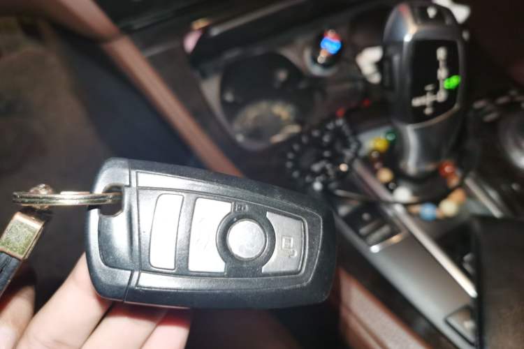 Used BMW 5 Series 2013 525Li Leading Model Vehicle Key