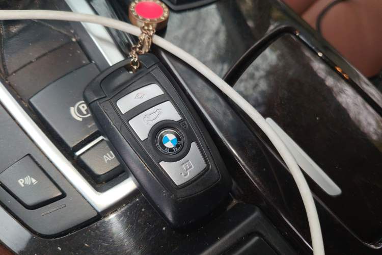 Used BMW 5 Series 2013 535i Sport Edition Vehicle Key