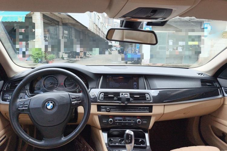 Used BMW 5 Series 2013 520Li Elegant Edition Center Console