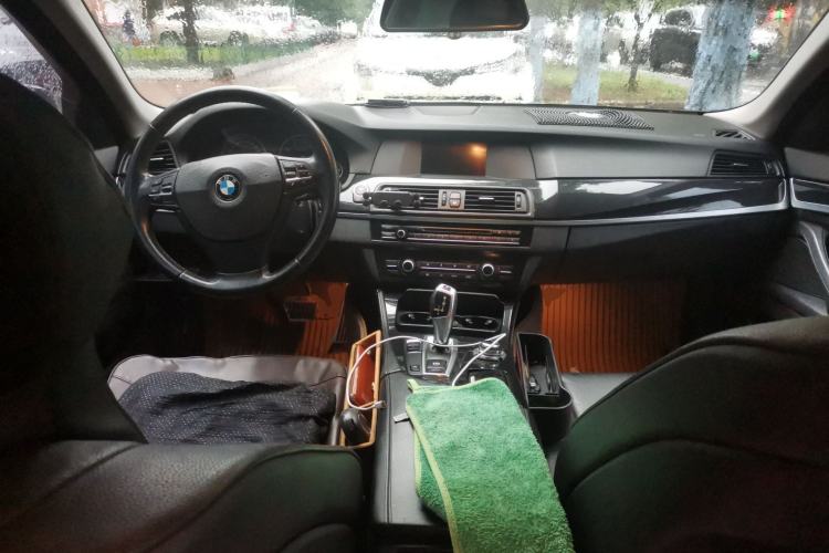Used BMW 5 Series 2013 520Li Elegant Edition Center Console