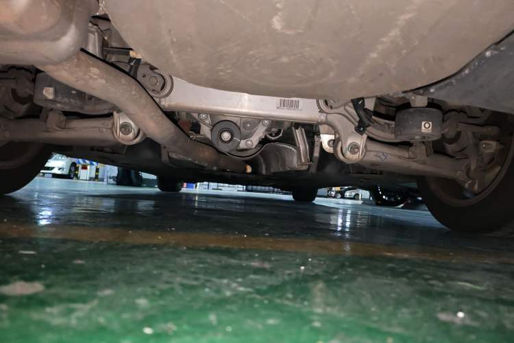 Used BMW 5 Series 2013 525Li Leading Model Chassis Rear