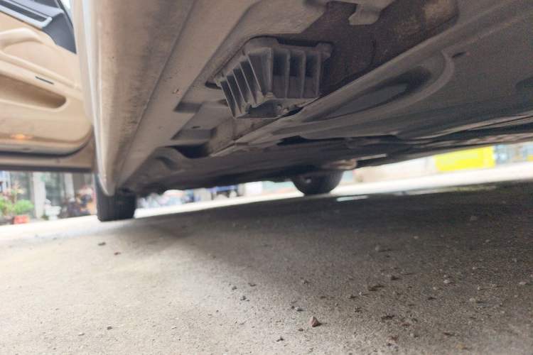 Used BMW 5 Series 2013 520Li Elegant Edition Chassis Rear Left