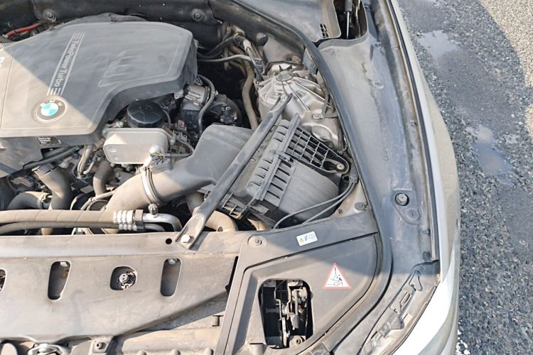 Used BMW 5 Series 2013 520Li Elegant Edition Engine Bay Left