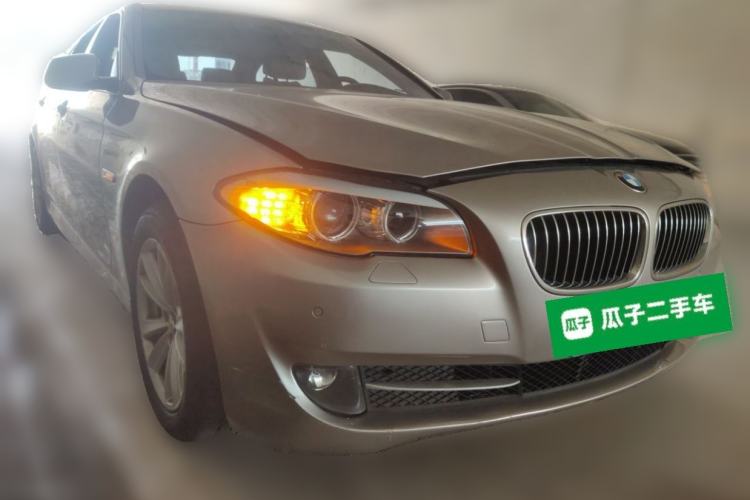 Used BMW 5 Series 2013 525Li Leading Model Front Right 45 Deg