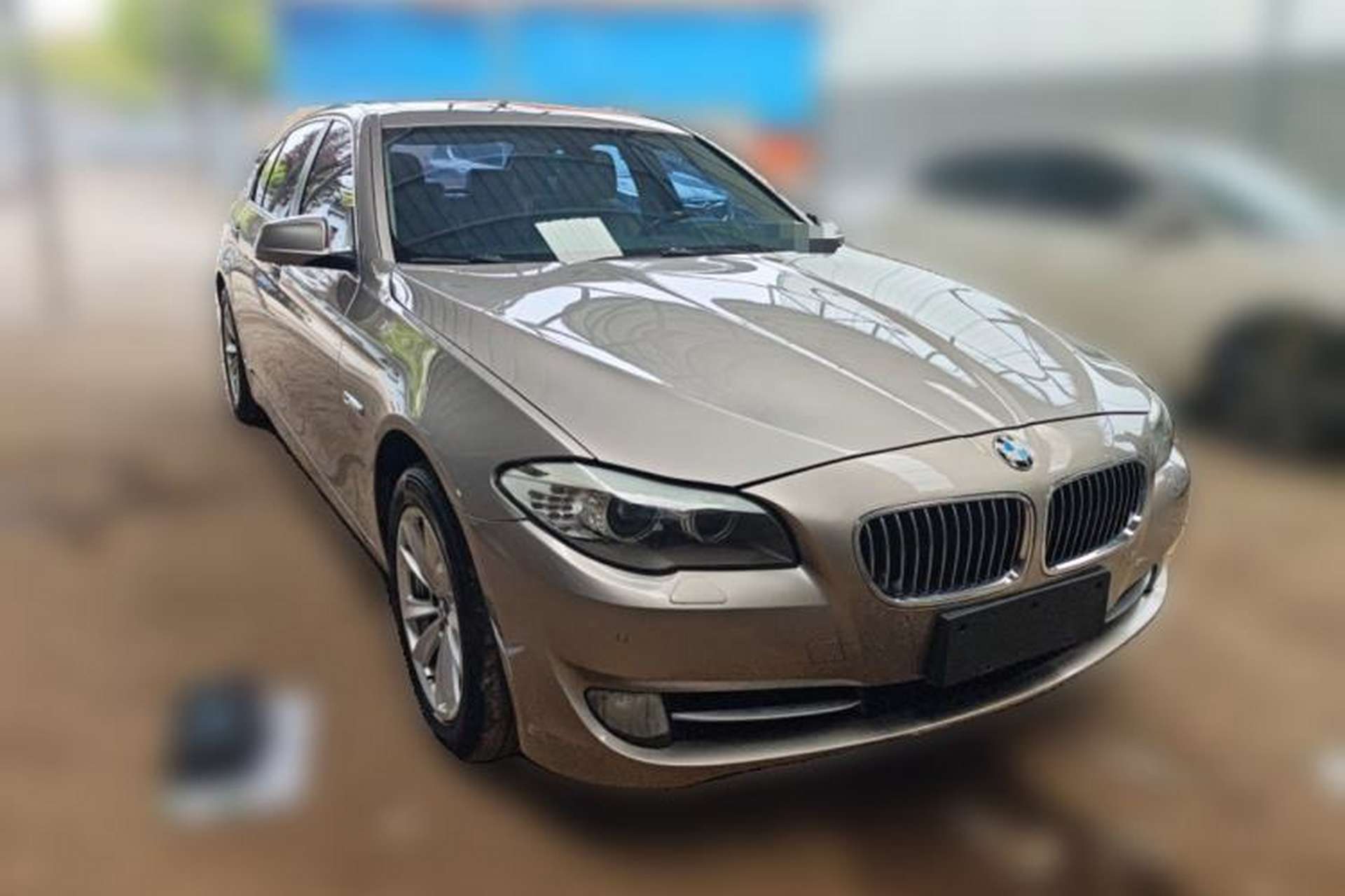 Used BMW 5 Series 2013 525Li Luxury Model Front Right 45 Deg