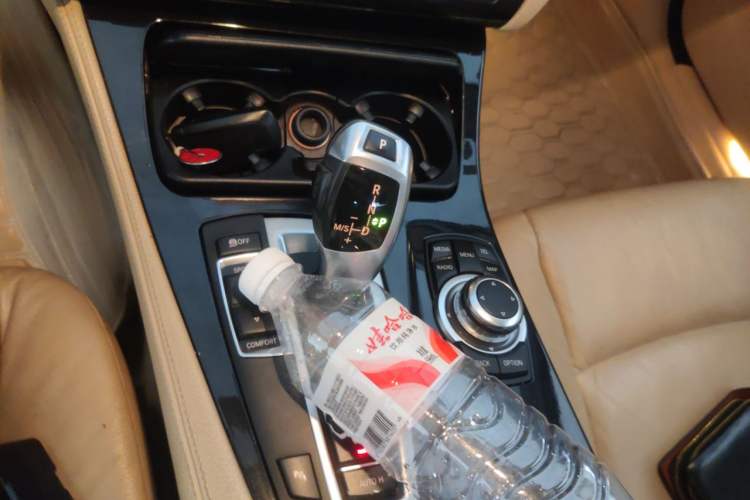 Used BMW 5 Series 2013 525Li Leading Model Gear Lever