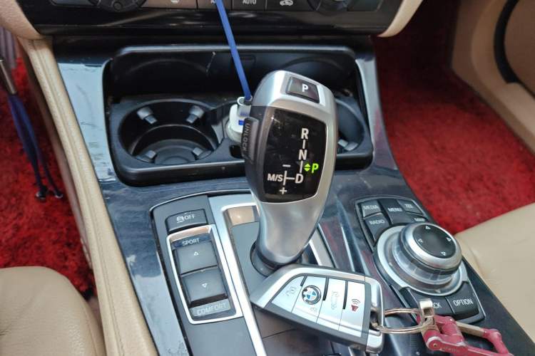 Used BMW 5 Series 2013 520Li Elegant Edition Gear Lever